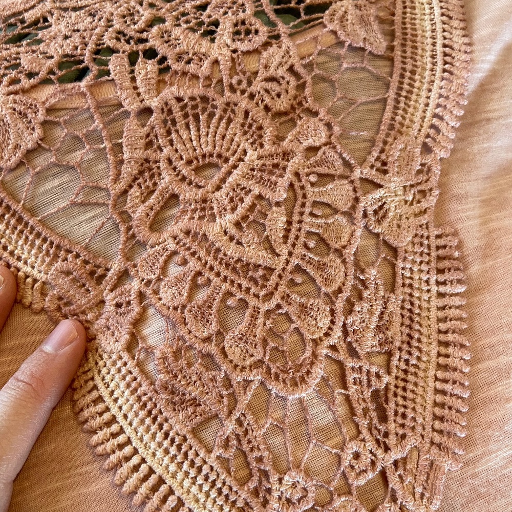 Shyanne Lace back Top